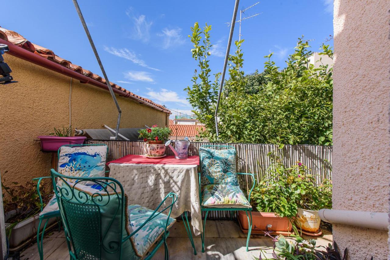 Aegina'S Flowers House Exterior photo